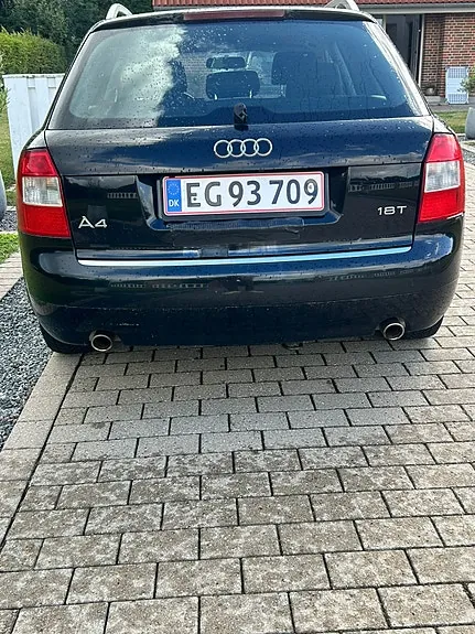 Audi A4 2003 photo 4