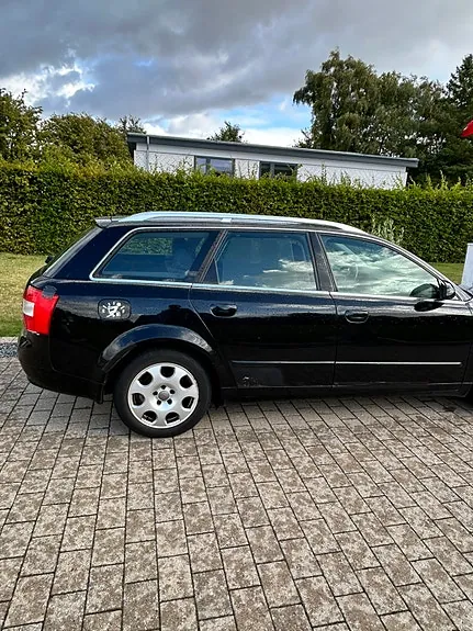 Audi A4 2003 photo 5