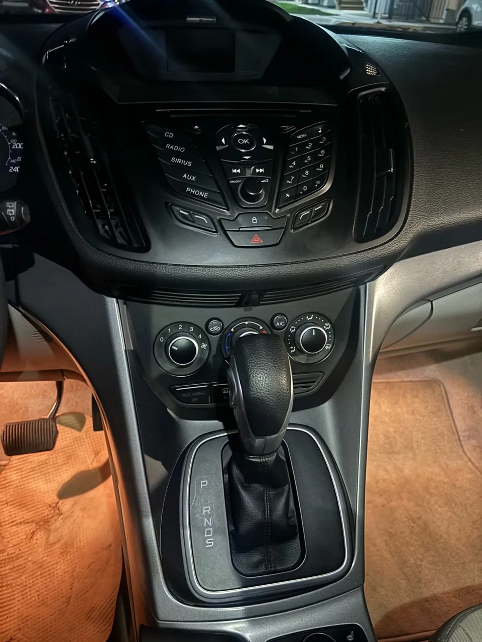 Ford Escape 2013 photo 4