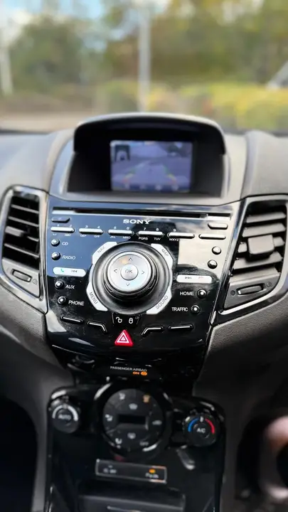 Ford Fiesta 2017 photo 4