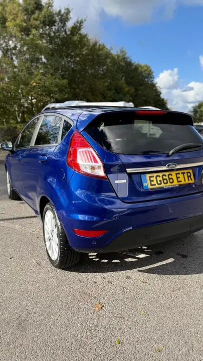 Ford Fiesta 2017 photo 2