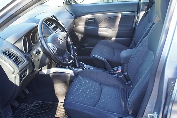 Mitsubishi Asx 2011 photo 3