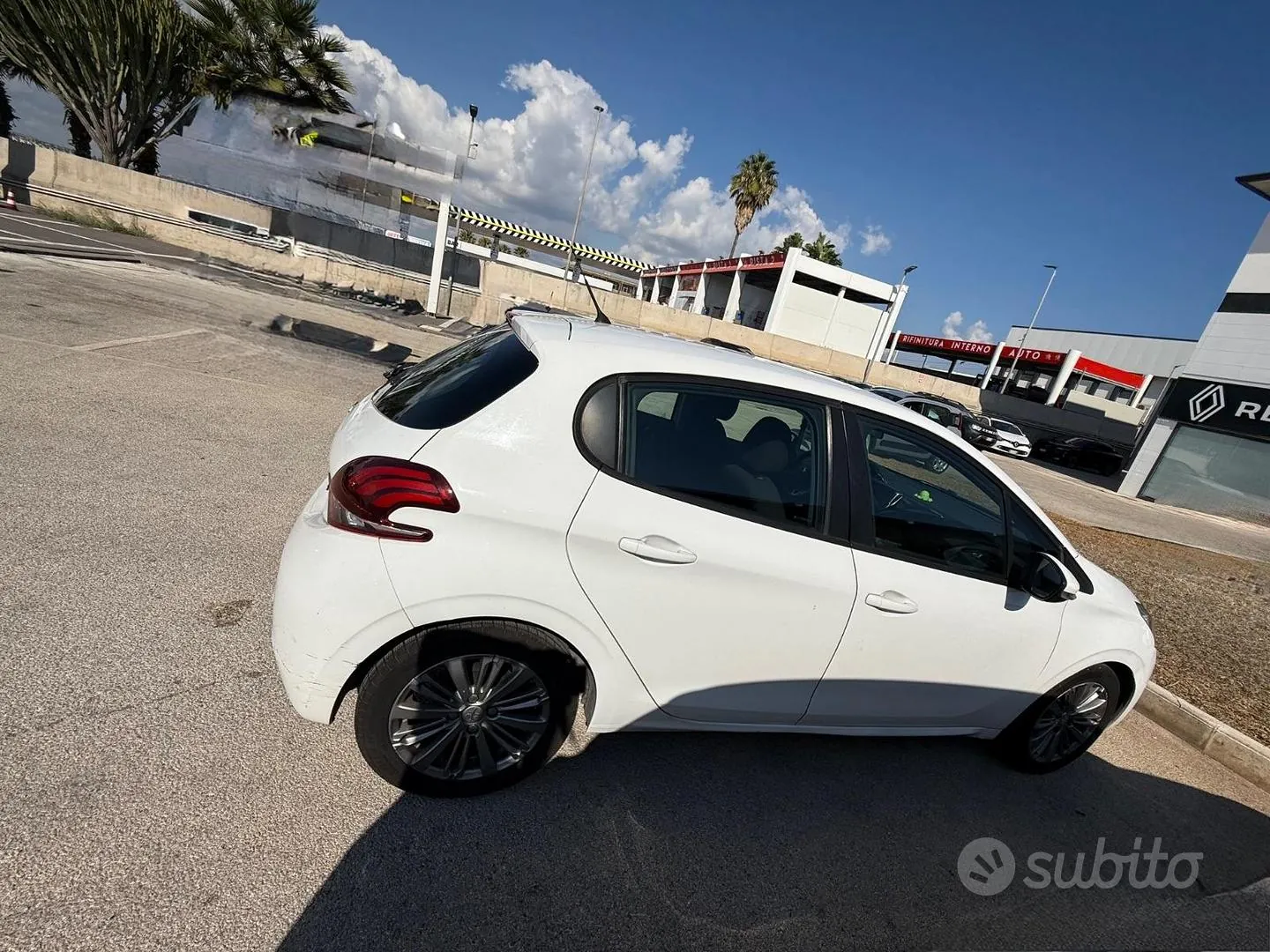 Peugeot 208 2016 photo 4