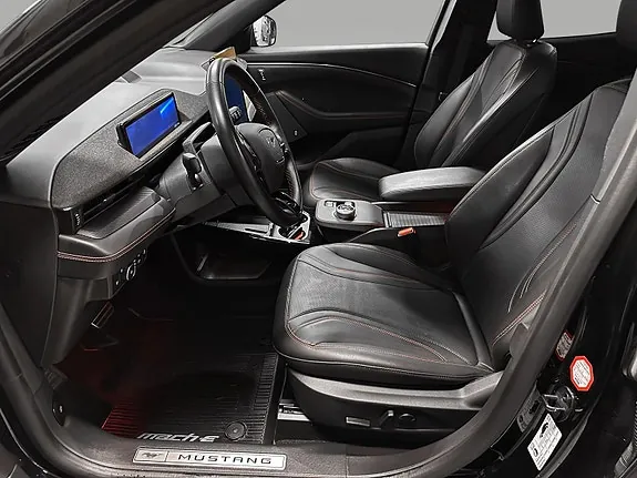 Ford Mustang Mach-E 2022 photo 3