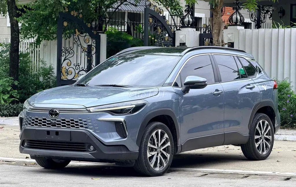 Toyota Corolla Cross 2024 photo 2