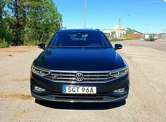 Volkswagen Passat 2020 photo 2