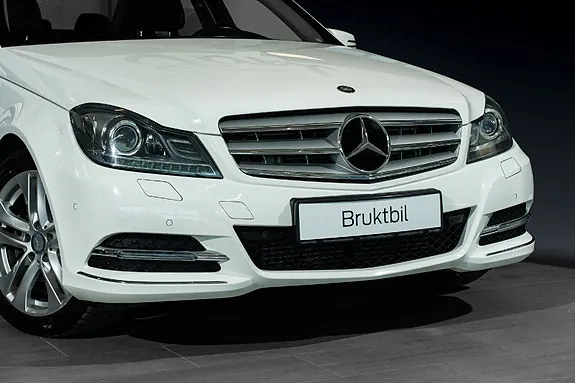 Mercedes-Benz C220 2014 photo 3