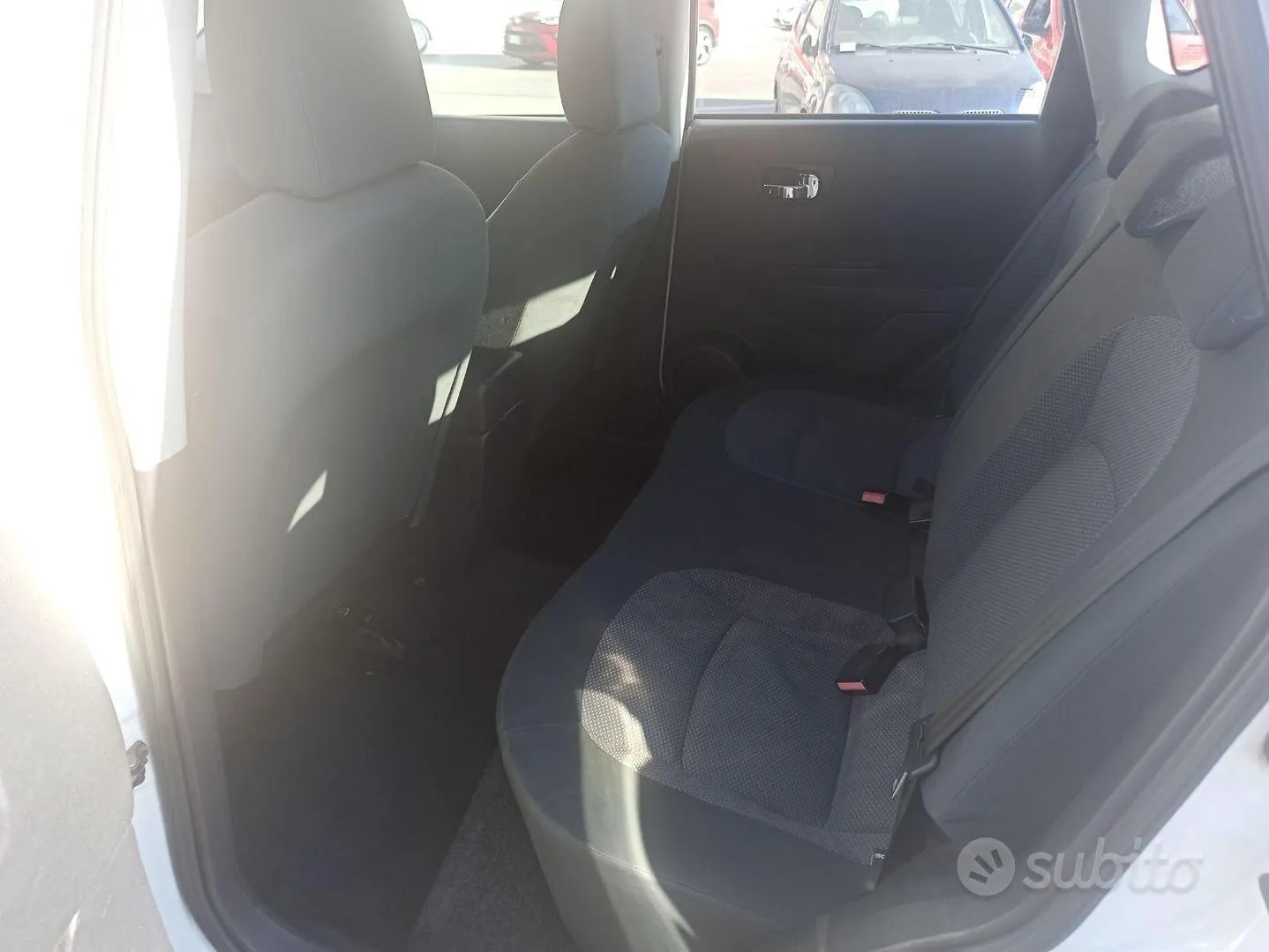 Nissan Qashqai 2010 photo 4