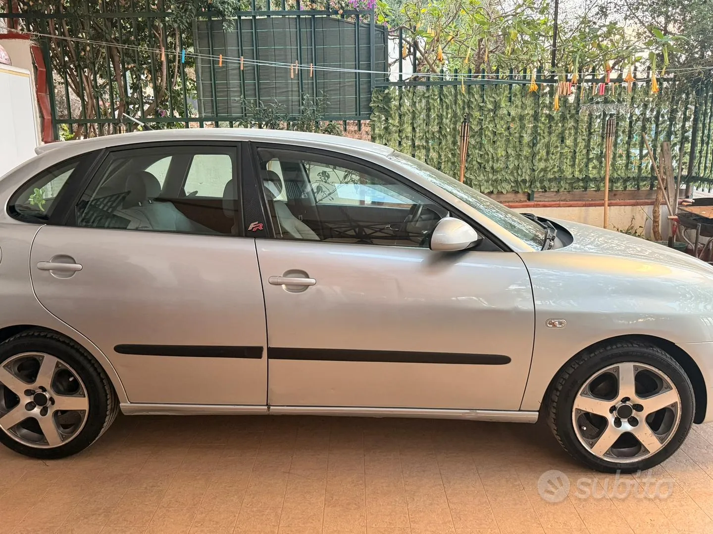 Seat Ibiza 2006 photo 2