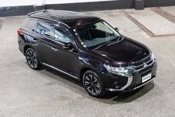 Mitsubishi Outlander 2015 photo 3