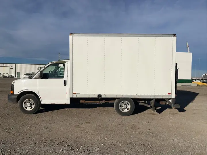 Chevrolet Express 2007 photo 2
