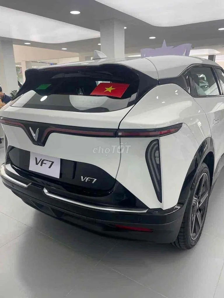 Vinfast Vf7 2026 photo 3