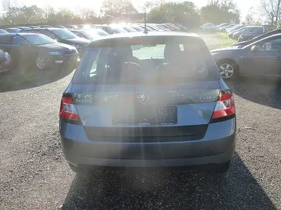 Skoda Fabia 2015 photo 4