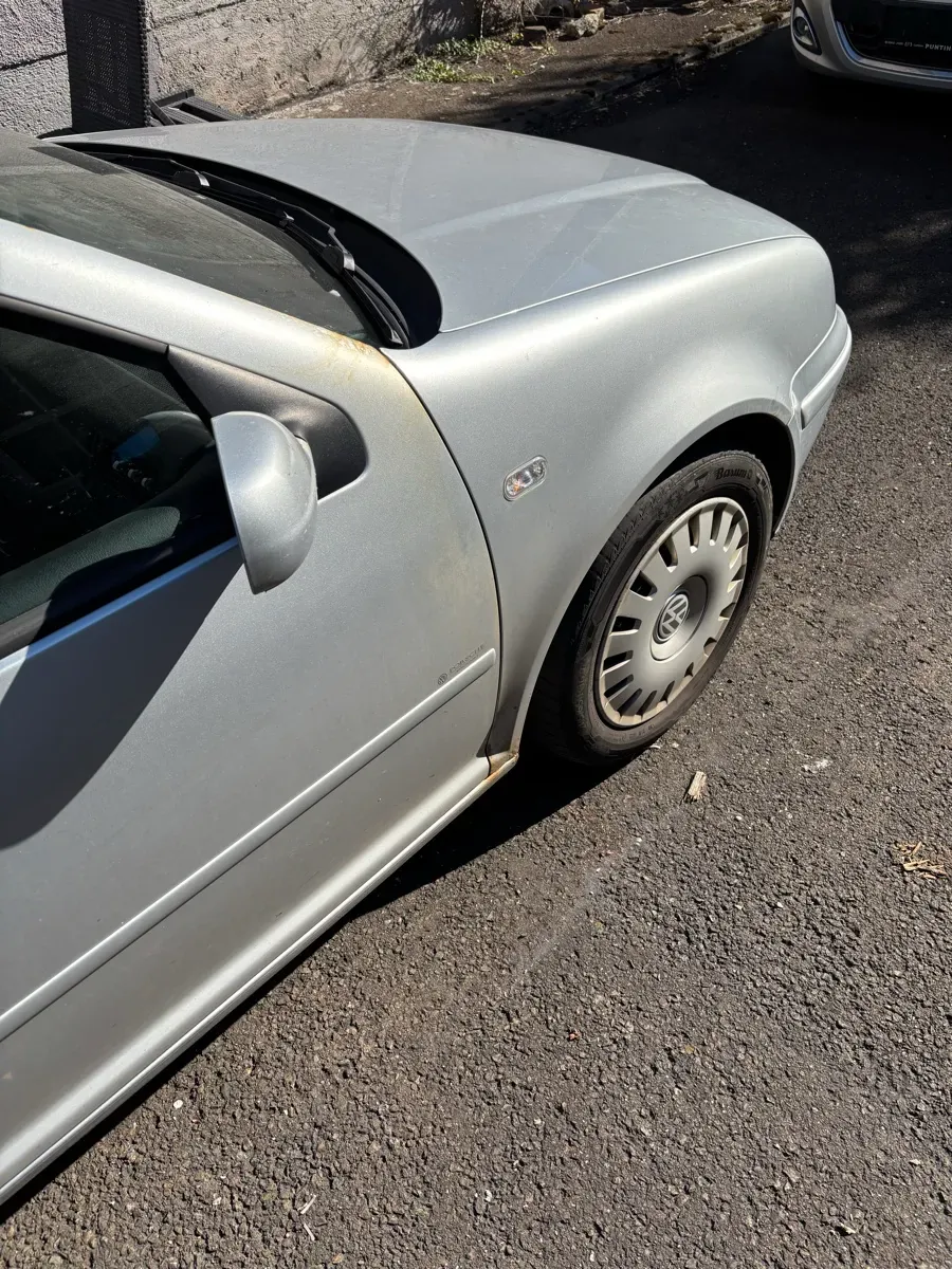 Volkswagen Bora 2000 photo 3