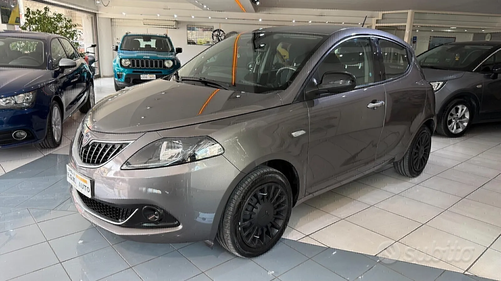 Lancia Ypsilon