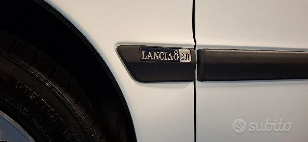 Lancia Delta 1997 photo 4