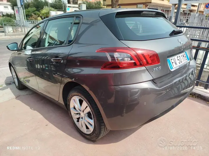 Peugeot 308 2019 photo 4