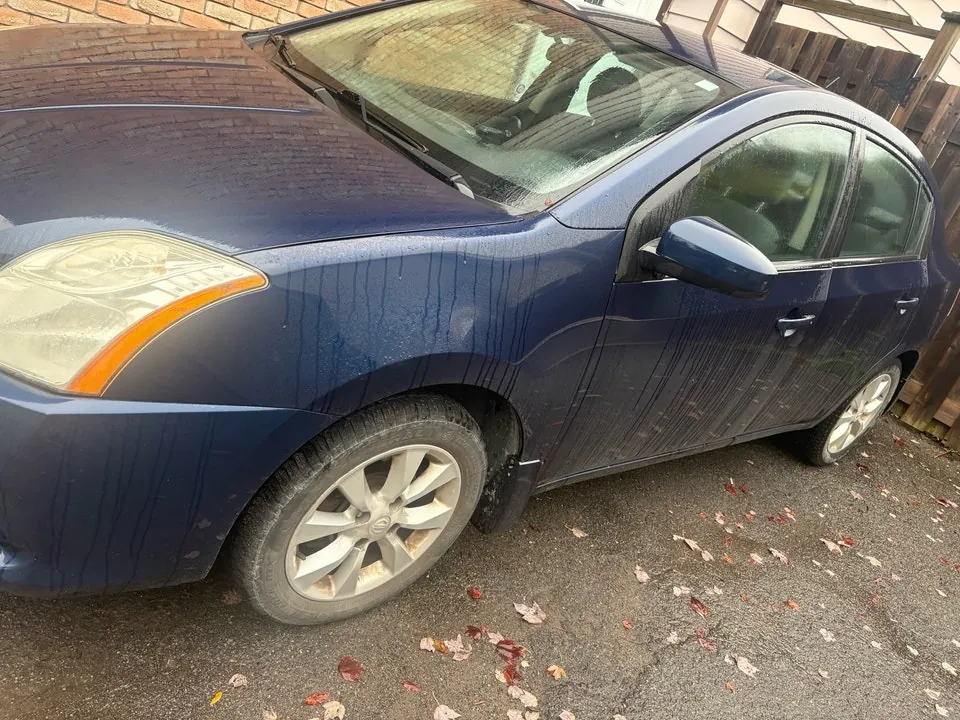 Nissan Sentra 2011 photo 3