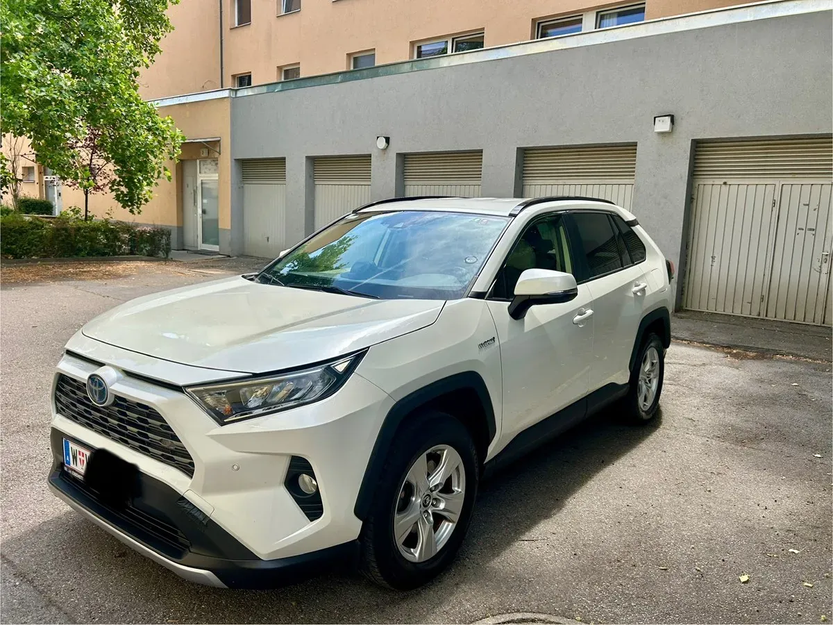 Toyota Rav4 2019 photo 2
