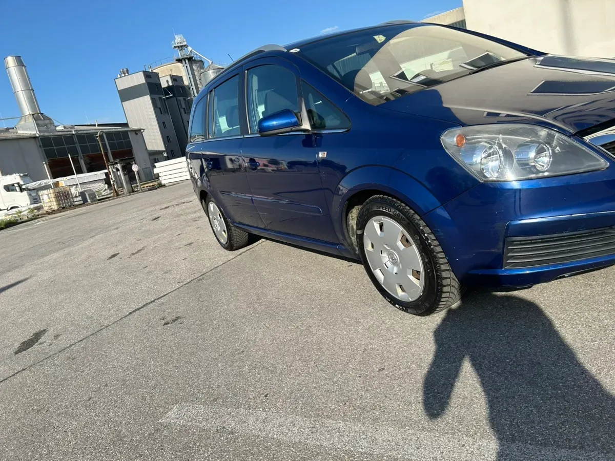 Opel Zafira 2007 photo 3