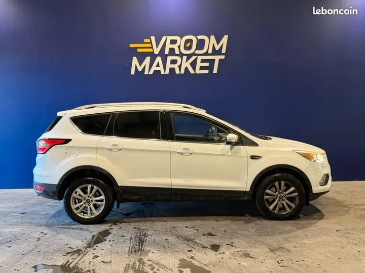 Ford Kuga 2017 photo 2