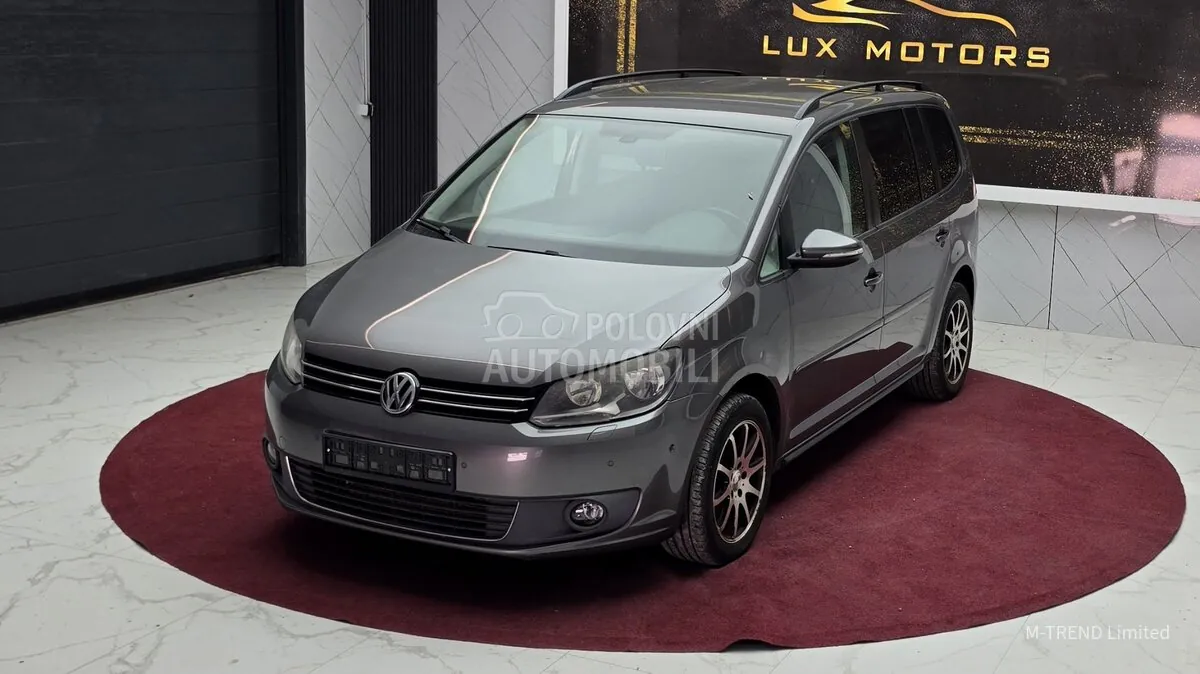Volkswagen Touran 2011 photo 4