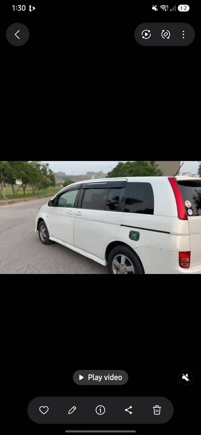 Toyota Isis
