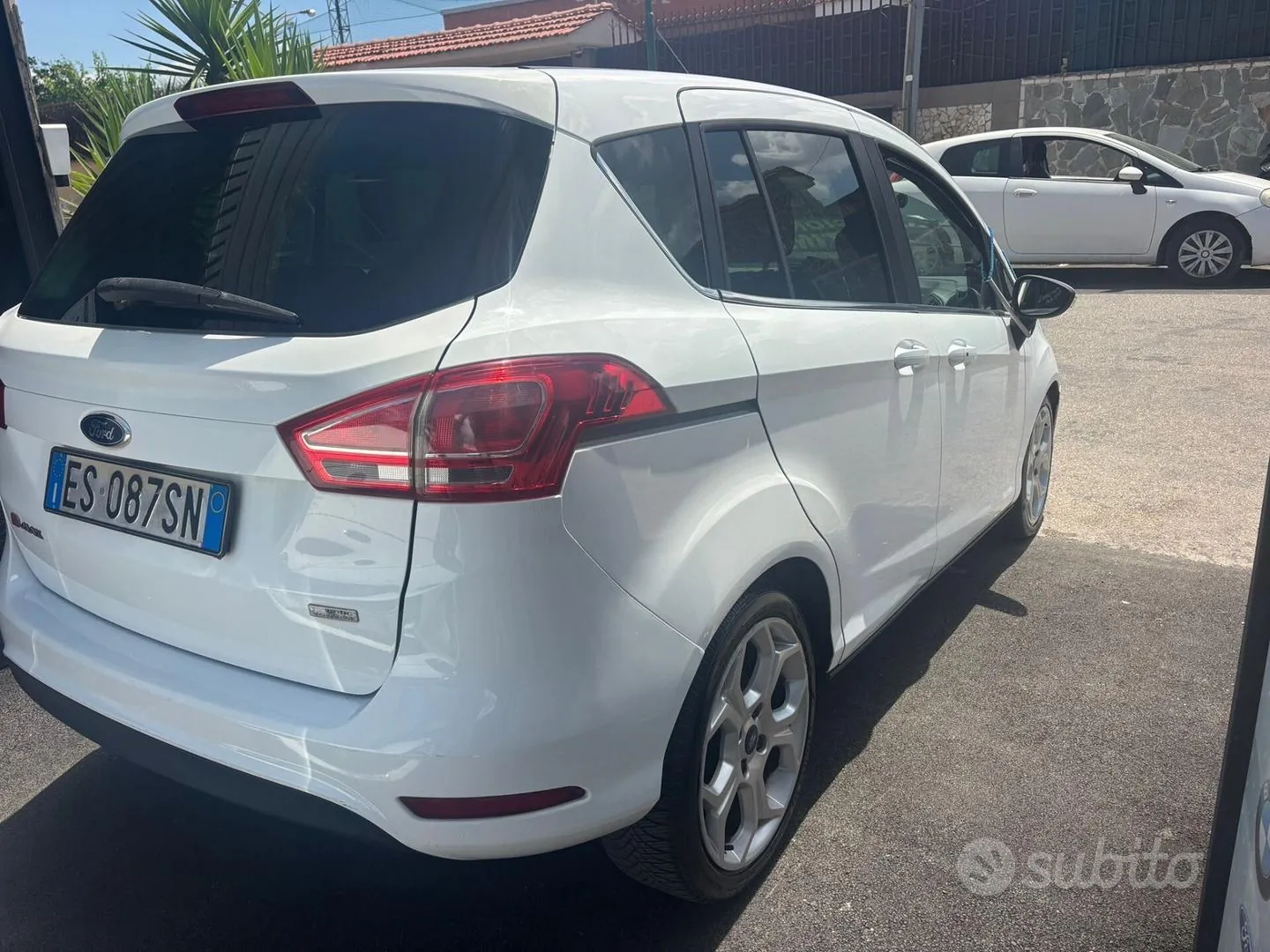 Ford B-Max 2013 photo 4