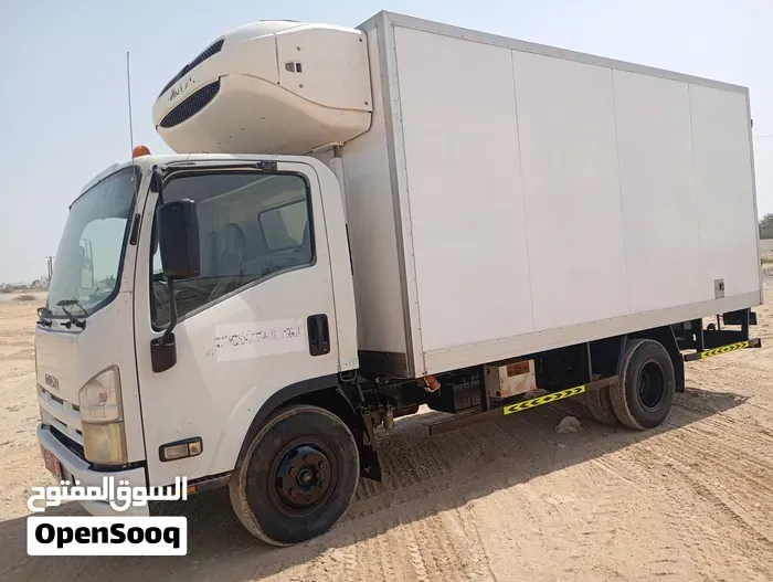 Isuzu Reward-Np 2014 photo 3