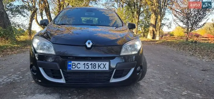 Renault Megane 2010 photo 4