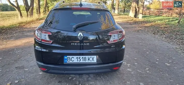 Renault Megane 2010 photo 2