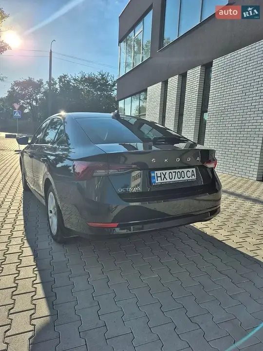 Skoda Octavia 2020 photo 4