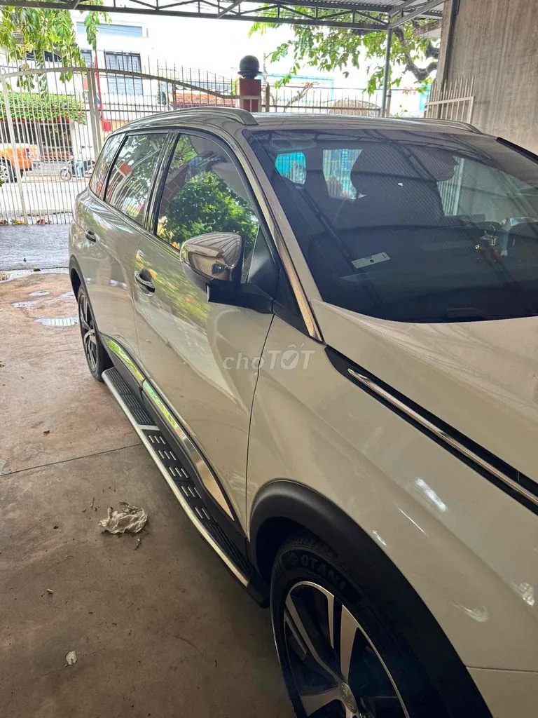 Peugeot 5008 2021 photo 4