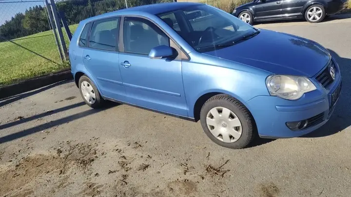 Volkswagen Polo 2008 photo 2