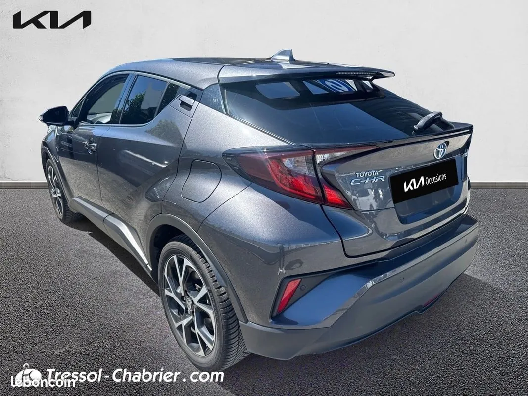 Toyota C-Hr 2021 photo 3