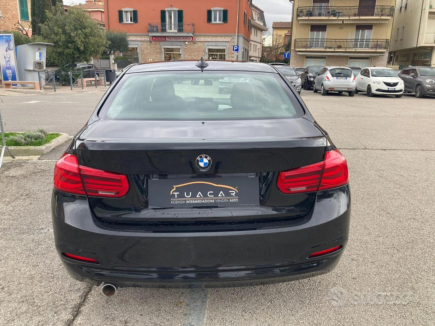 BMW 3 Series 2017 photo 2