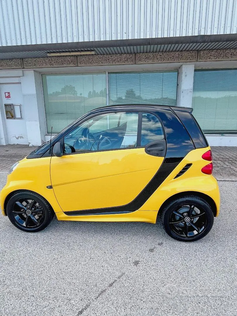 Smart Fortwo 2012 photo 2