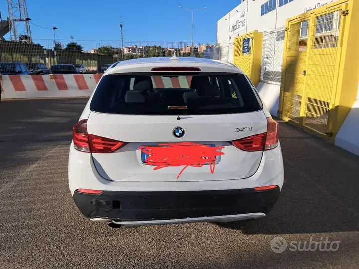 BMW X1 2010 photo 2