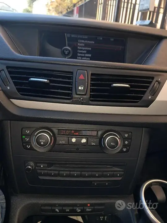 BMW X1 2010 photo 4
