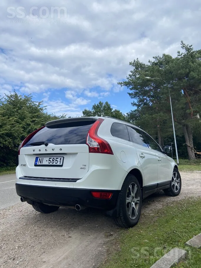 Volvo Xc60 2010 photo 3