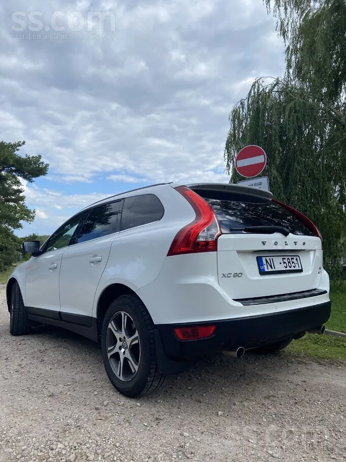 Volvo Xc60 2010 photo 4