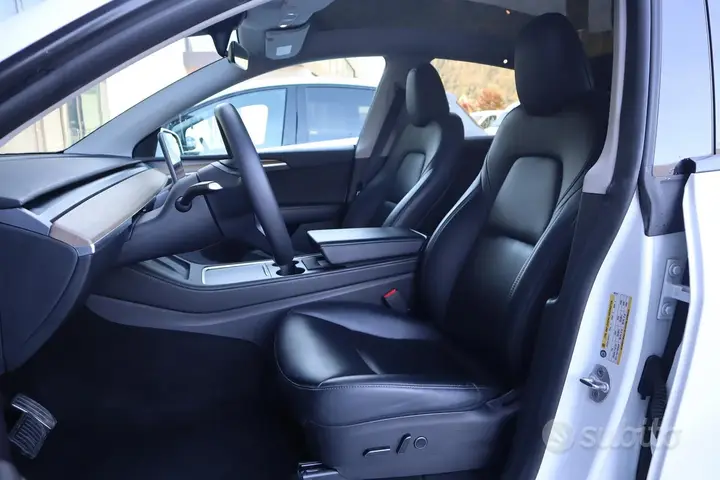 Tesla Model Y 2022 photo 4