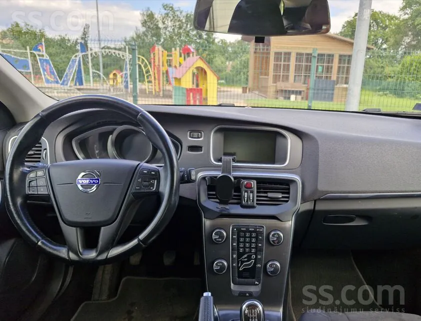 Volvo V40 2013 photo 4