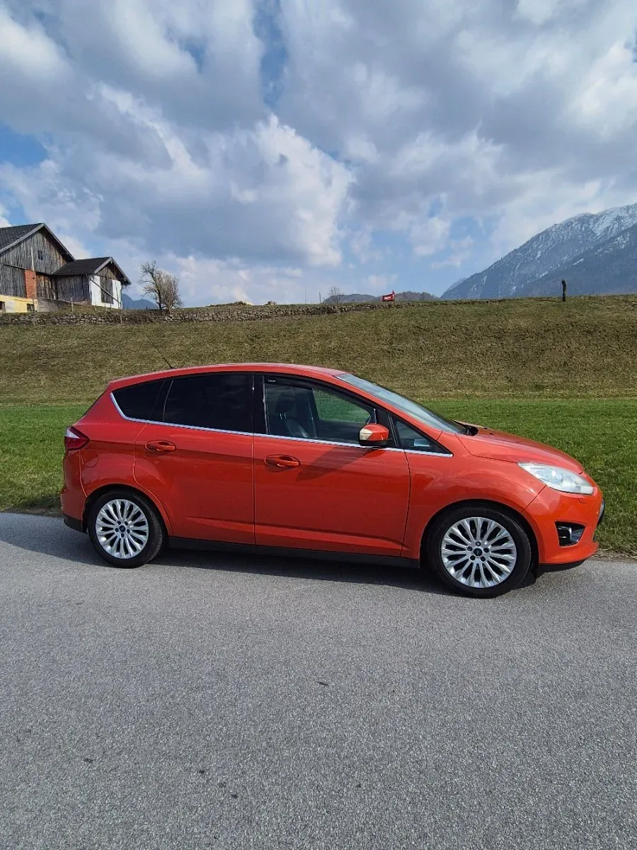 Ford C-Max 2010 photo 2