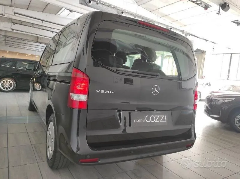 Mercedes-Benz V-Class 2021 photo 4