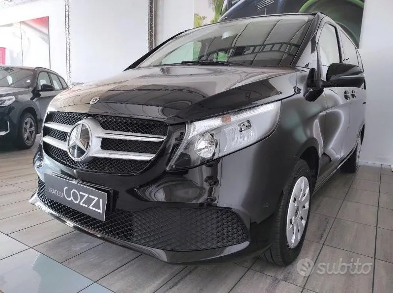 Mercedes-Benz V-Class 2021 photo 2