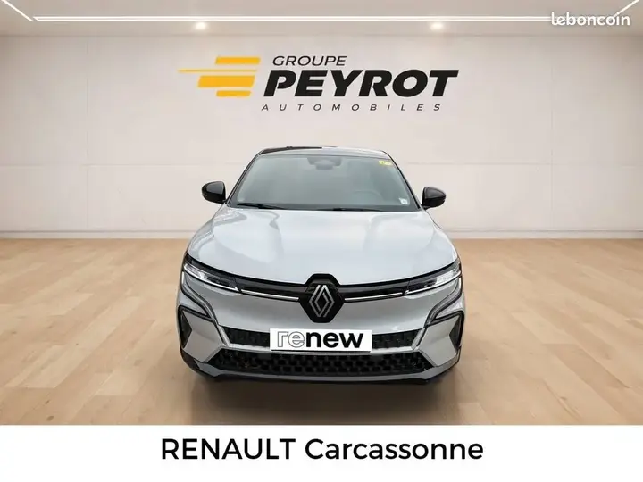 Renault Megane 2023 photo 2