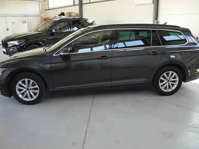 Volkswagen Passat 2024 photo 3