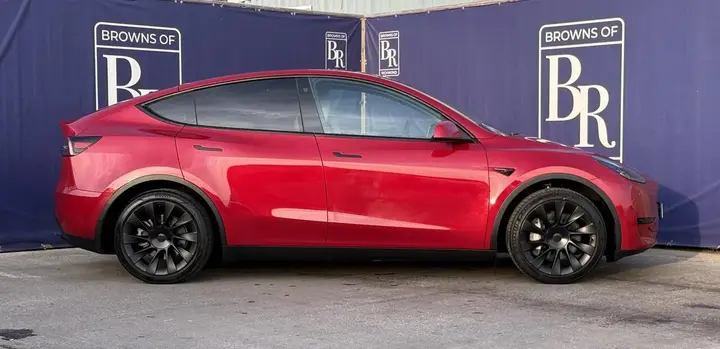 Tesla Model Y 2023 photo 4