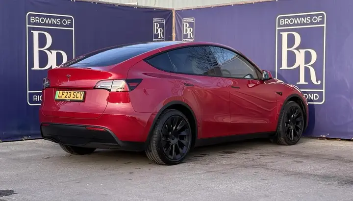 Tesla Model Y 2023 photo 5